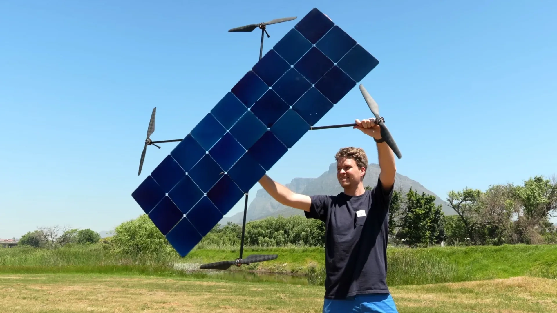 solardrone-cover.webp