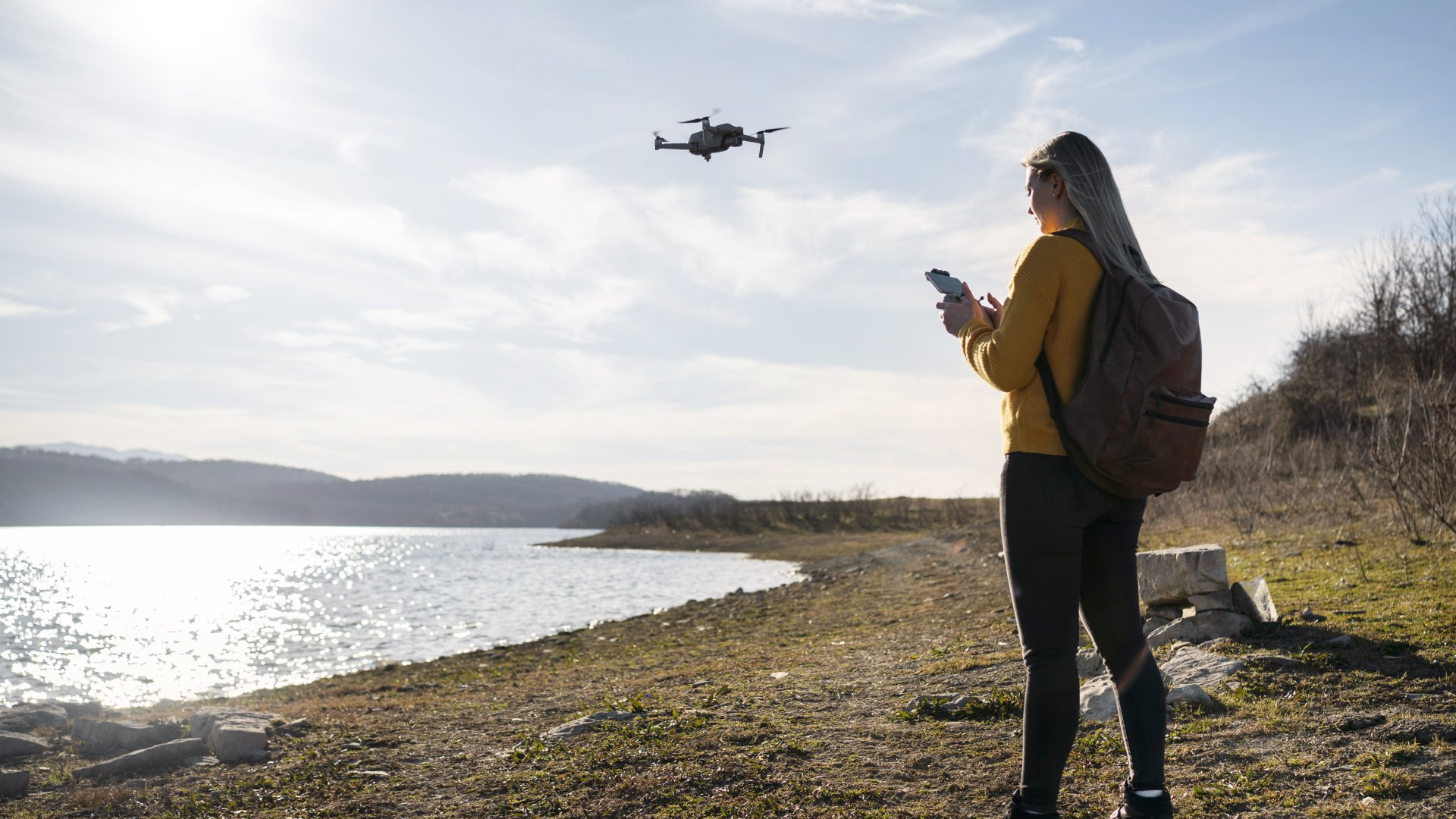 dronpro-blog-dji-mavic-3-classic-vs.-dji-mavic-3-pro-foto.jpg