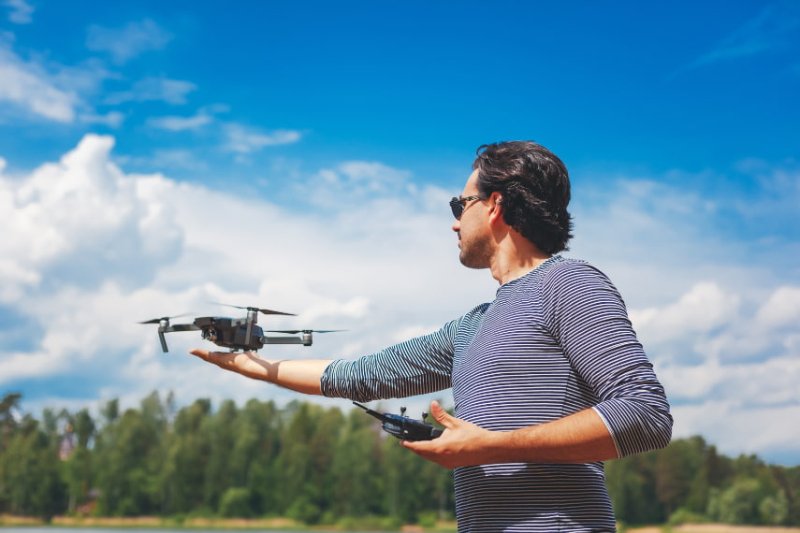 dronpro_pilot_dronu